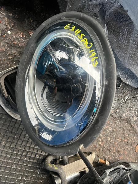 6311 5A01963   MINI  cooper  2020 F55 F56 F57 Lci passenger side Headlight   LED Black  5A01963