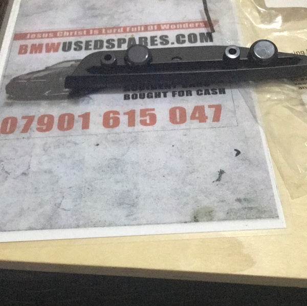 51118057255 BMW m4 f82 front bumper grille left bracket