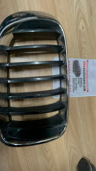 7338572   GENUINE  BMW X3 2017  F25 driver side kidney Grille  Bmw  X4 2017  F26  driver side  KIDNEY GRILL