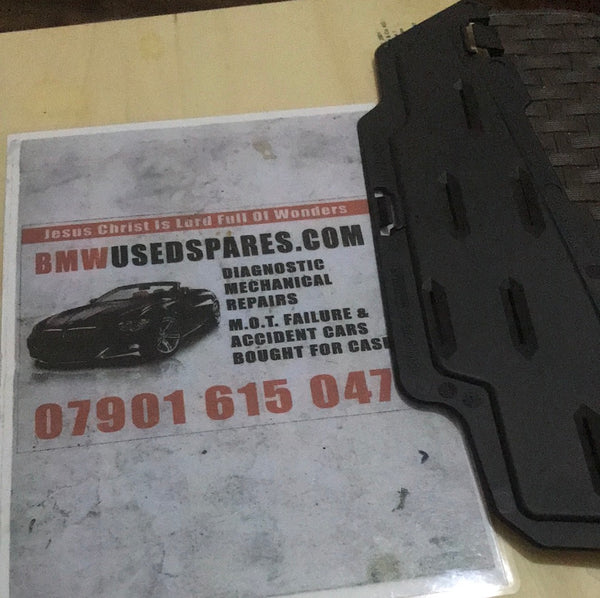 51118069369 BMW mini 3series G20 oil cooler left cover