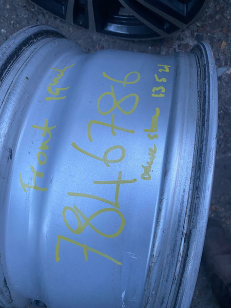 7846786. Genuine  FRONT BMW X5 467m F15 19" Alloy Wheel  7846786