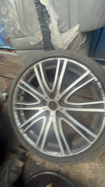8053501  1x Genuine BMW 5 2023 G30 20” 759i FRONT Alloy Wheel G30 31 8Jx20 ET30  36118053501