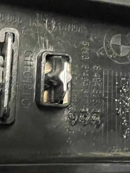 51138494817      BMW 7 SERIES  2019 G11 G12 LCI FRONT  kidney GRILLE CHROME  USED  GENUINE   8494817