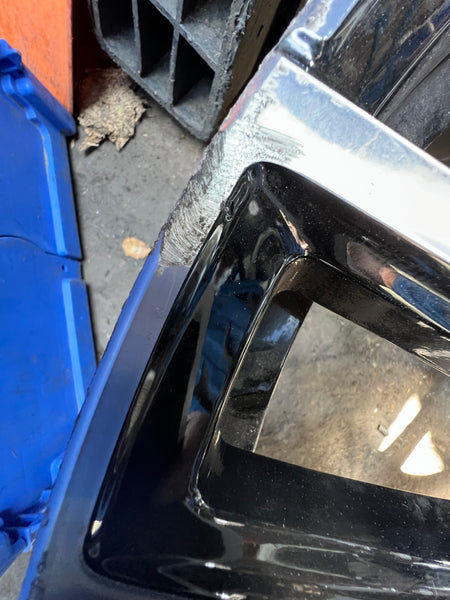 9882610         1 GENUINE BMW X5 X6 742M 22" FRONT ALLOY WHEEL RIM G05 G06 9.5J BLACK  9/1/2 j22  8090013