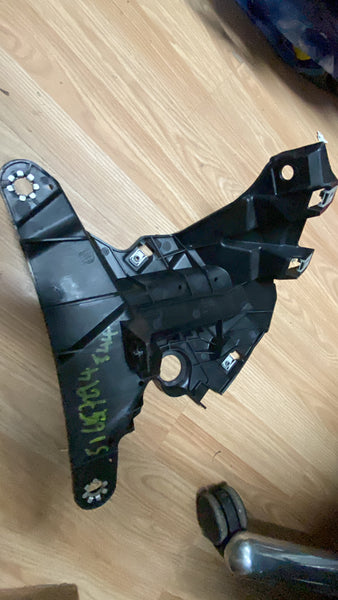 51657294544   BMW X5 F15 F85 X6 F16 F86 Front Right Fender Bracket Holder OEM    7294544