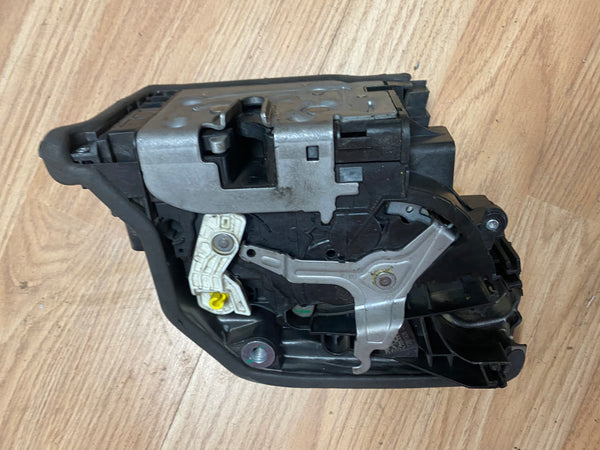 BMW MINI Door Lock Actuator OS RH Drivers Front F55 2014 7281936