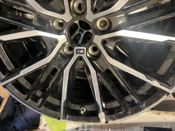 8092356     Bmw 2 series 2022  coupe  19" inch  Alloy wheel  SINGLE wheel (no 1)