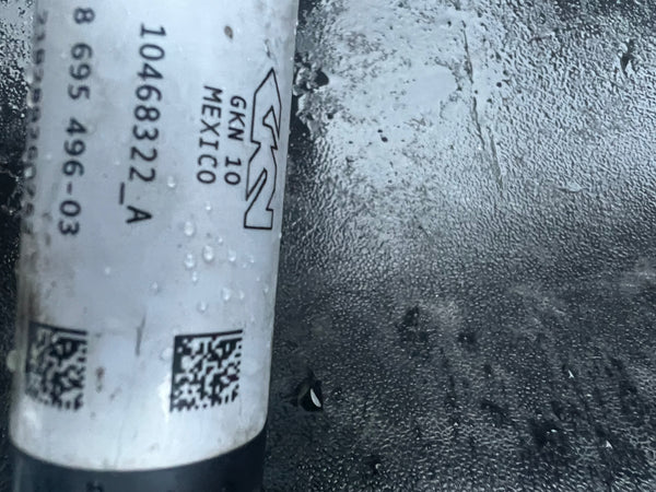 8695496   BMW X4 G02 2019 2.0 140kW Right Rear driveshaft 8695496  hub end needs replacing   observe pictures