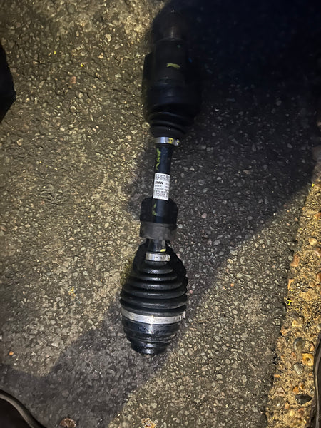 8482645     BMW  X1 X2 F39 F40 F44 F45 F46 F48 FRONT OUTPUT SHAFT LEFT  8482645  bmw x1 drive shaft
