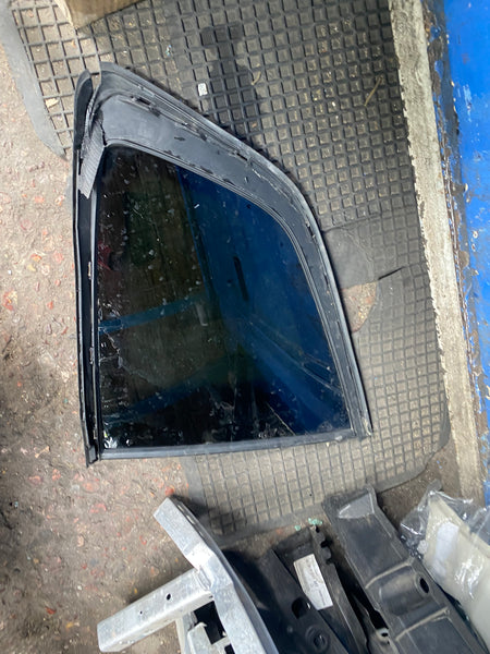 51377388828  BMW X3  2022  G01 20d Rear Right Quarter Window Glass  AS2 43R-011565  7388828   BMW X3 quater glass      BMW X3 glass