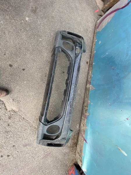 mini part
mini parts
minicountrymanparts 
51119477039       MINI COUNTRYMAN S  2022  F60 GENUINE FRONT BUMPER   needs a respray