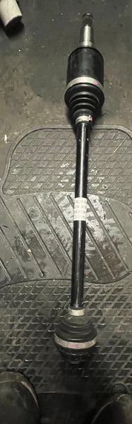 8482603        BMW 3 SERIES 2022 G20 2.0L Diesel passenger side REAR  DRIVESHAFT    8482603