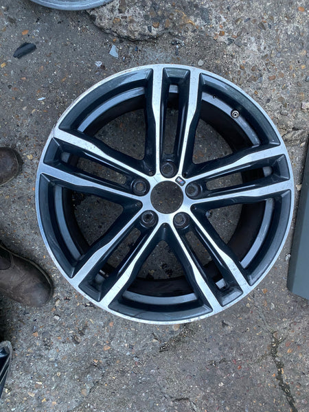 7856711 BMW F30 3 Series F32 4 Series M double spoke 704 Alloy Wheel 8 x 19...