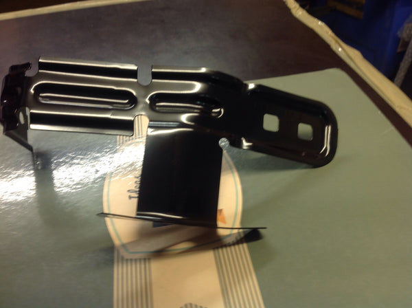 41357267335 Bmw new X3,f25,26X4 fender bracket left 2015-18