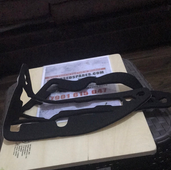 7441797 BMW seal rear light luggage compartment