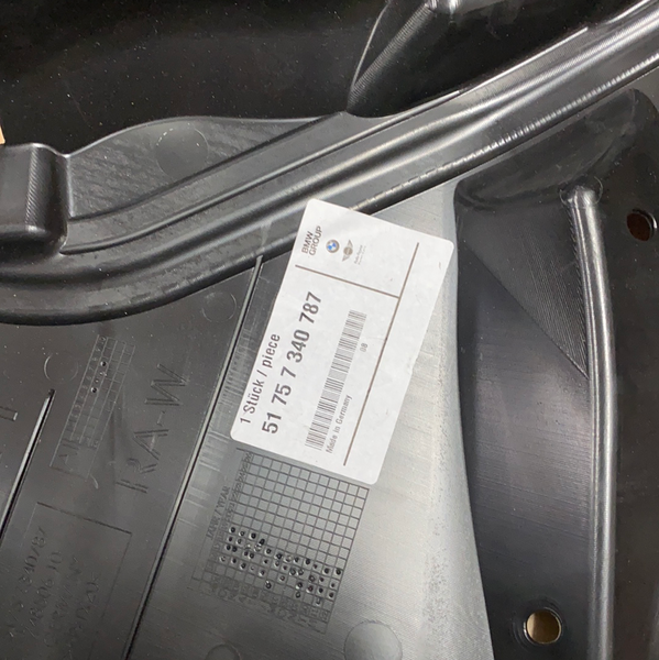 BMW OEM Underbody Panelling Rear Left 7340787 G30 G31