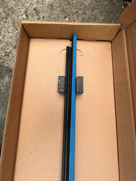 51337393414      BMW X3 2021  GO 1  Shaft cover driver side front door  7393414