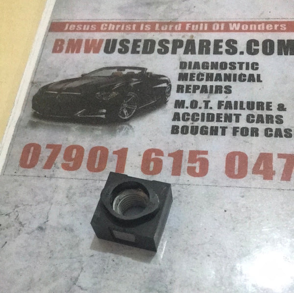 31106874585 BMW 3-Series m12x15 nut