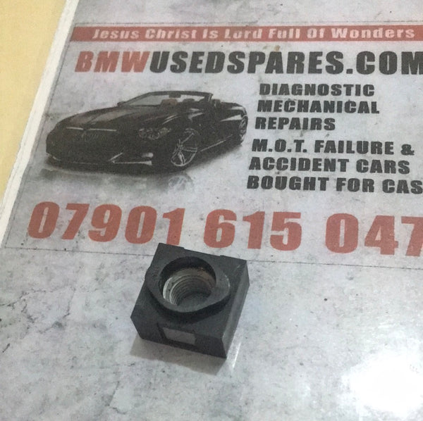 31106874585 BMW 3-Series m12x15 nut