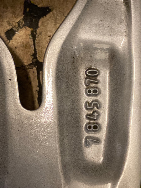 7845870      BMW 1 SERIES F20  2017 Alloywheel  F21 °F22 Single  Styling M 436 Wheel 18 437 E1 71/2JW 18  1 airline crack observe picture