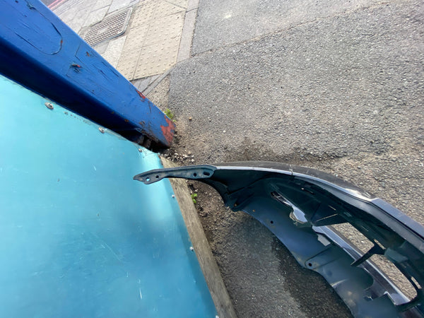 51117331706     BMW 5 Series 2014 F10 SE Front Bumper standard   observe pictures please   needs repair