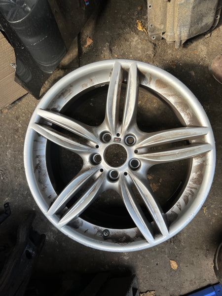 7842652     BMW 5 SERIES F10 F11 19" 351M M SPORT  1  rear Alloywheel RIM  8.5 J 18 inch