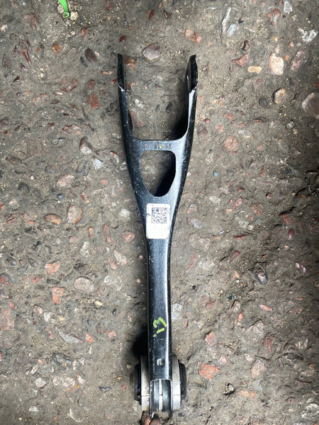 6852269    BMW i3  2018 I01 Rear Left Side Control Arm  125kw