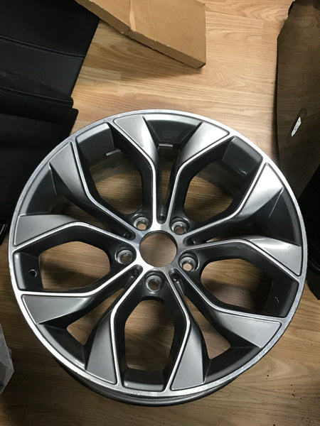 6862890 BMW X3 X4 2015 F25F26 19INCH ALLOY WHEEL STYLING 608. MAY NEED REFURBISING