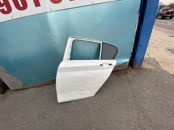 BMW 1 series 2019 f20 lci passenger rear door  shell needs slight repair white