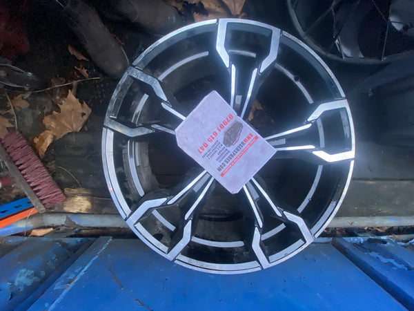 8095559  BMW X4M Front  single  Alloy Wheel  9.5Jx21 ET31  Bmw x3M front single  alloy wheel 8060041