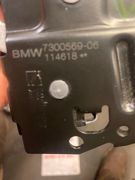 7300569    Mini Cooper 2018 F55 F56 F57 Front left lock hood latch   New  7300569-06