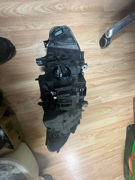 63117498921         BMW M4  2017 M4 Adaptation LED LCI headlight BMW 4 series F32 F33 F36 M4 Adaptaive  LED LCI headlight