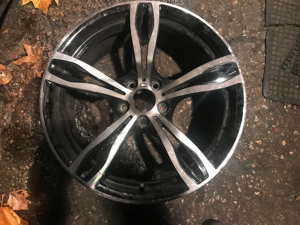 2284599    BMW M5  2016 F10 20" Front Alloy Wheel Rim  2284599 Ref 03h13