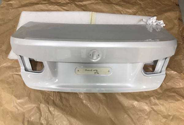 Bmw 3 series 2017 f30 rear boot lid in white