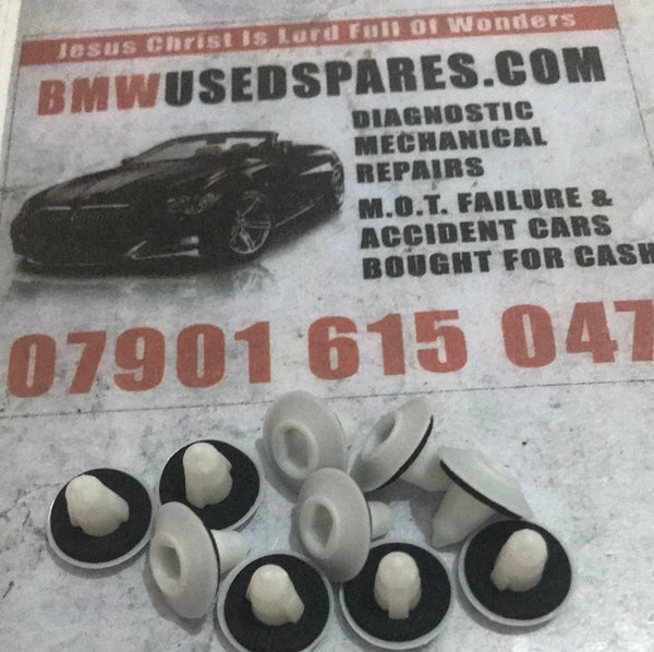 51717154239 BMW mini trim clip mouldings @£1.00 each