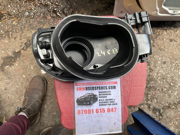 51177270755       BMW  4 series 2017  F33 convertible cover pot