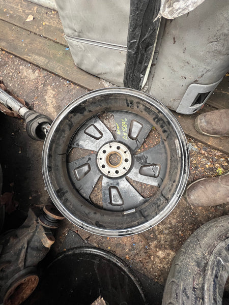 6856896  BMW i3 2018  I01 Electric 1 single rear Alloy Wheel  125kw  5Jx19 H2