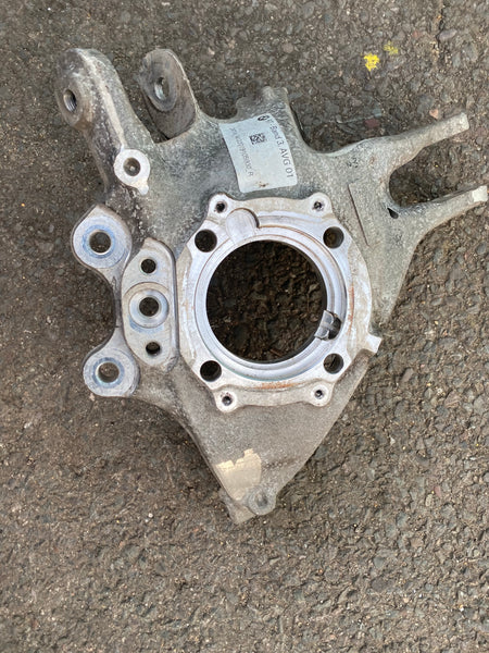 BMW M4 F82 2015 Coupe Genuine Rear Right Wheel Hub 2284882