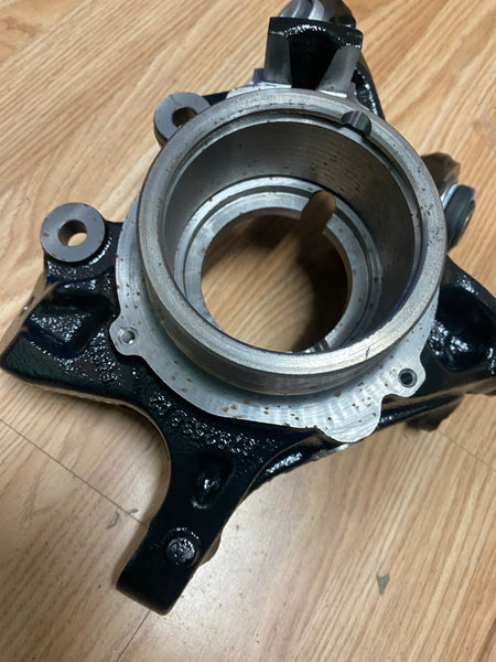 33326792524    Bmw 3 Series 2018 f30 driver side rear Stub Axle new  1200979  bmw f30 driver Side rear hob