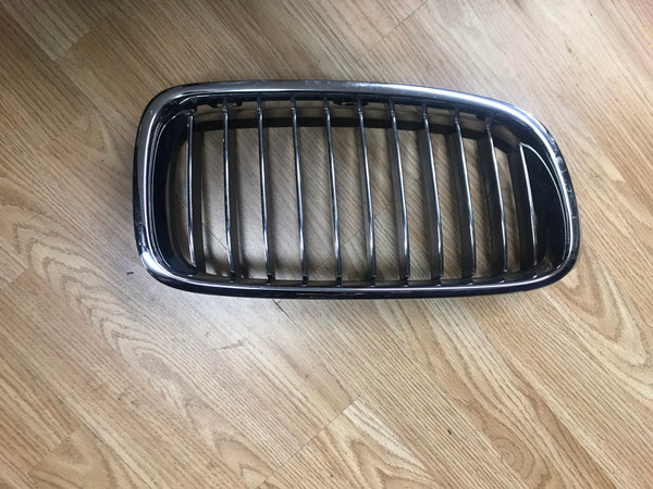 BMW 3 Series  2015  F30 Drivers Side Kidney Grille 51137260498