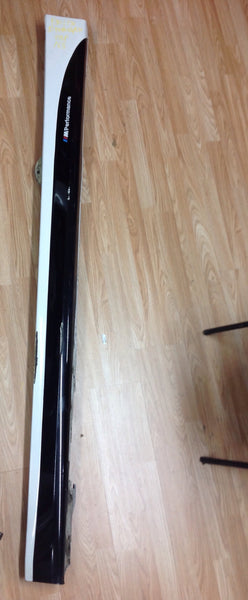 51778054271 BMW 3 series 2016 passenger side M-Sport side skirt needs respray