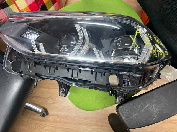 BMW X3 G01 X4 G02 Adaptive Full LED Headlights Left 8739655 Passenger Side