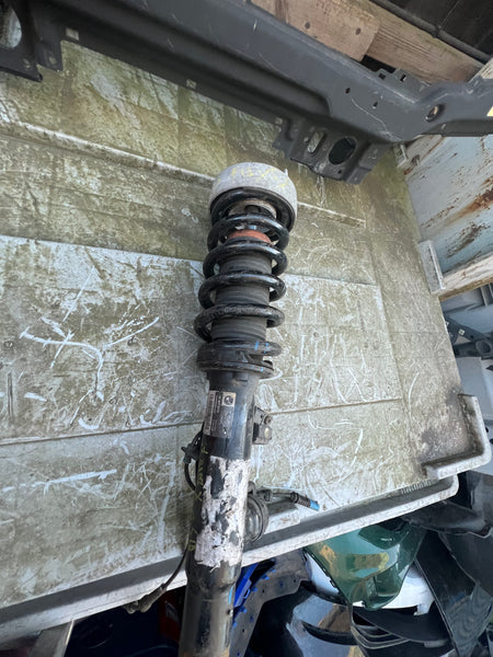 BMW X5 2015  F15 front driver side Shock Absorber Strut R Vdc Adaptive Drive   6863174     BMW X5 F15 X6 F16 ADAPTIVE VDC FRONT RIGHT SHOCK ABSORBER