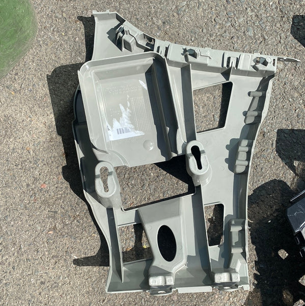 51128063451 BMW 1 series 2017 F20 F21 114d 116d 116i 118d passenger side rear bumper bracket    new   8063451