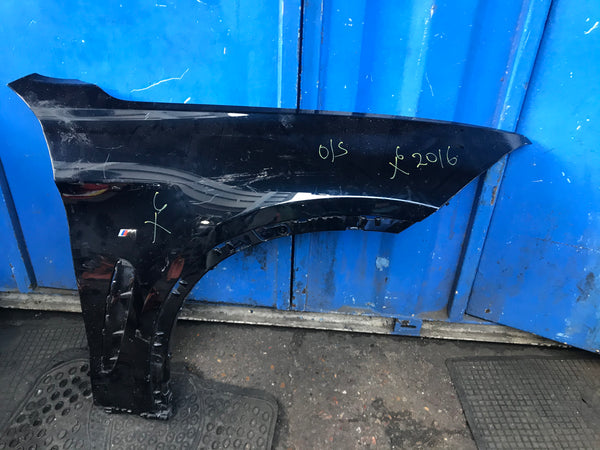 BMW X6 2017  F16 Driver side wing original bmw parts