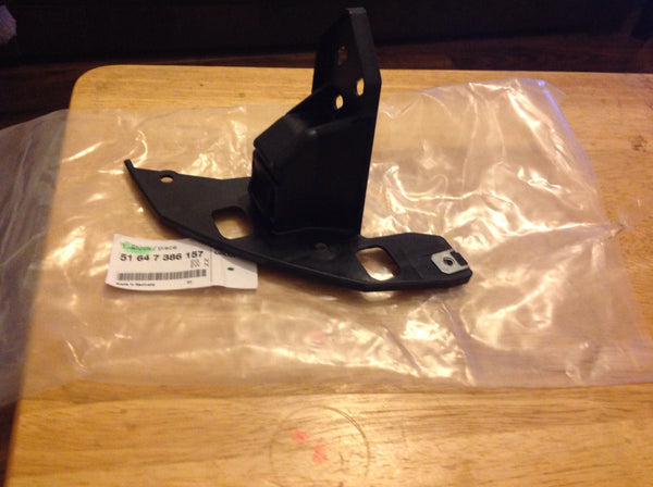 Bmw i3 2019  mount side panel front left 

BMW i3 I01 Front Left Side Panel Repair Holder

7386157

51647386157

NEW

GENUINE