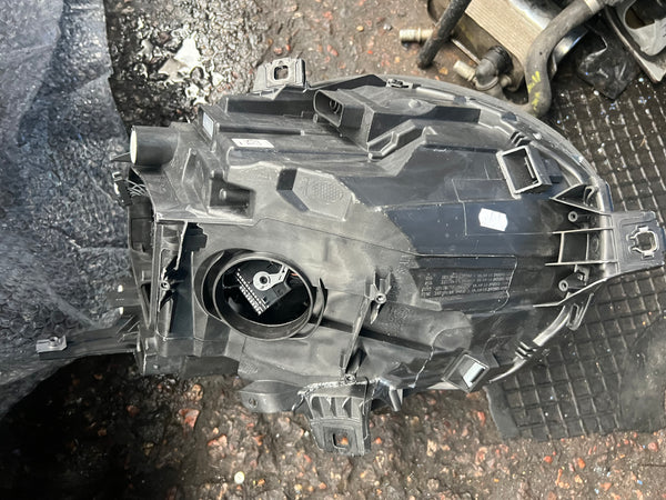 6311 5A01963   MINI  cooper  2020 F55 F56 F57 Lci passenger side Headlight   LED Black  5A01963