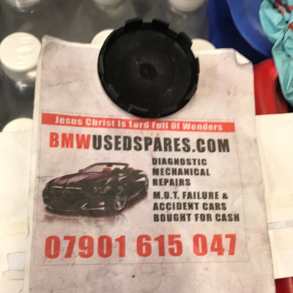 Bmw part              Bmw parts           Bmw wheel center cap   36136783536    Genuine BMW  X4 Alloy Wheel Centre Cap Chrome Style  6783536  New     £40 each