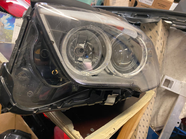 63117199603  BMW 5 Series GT 2018  F07 520d 530d 535d 535i 550i  passenger side Headlight  63117199603