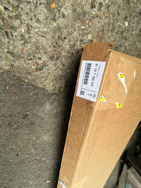 51337393414      BMW X3 2021  GO 1  Shaft cover driver side front door  7393414